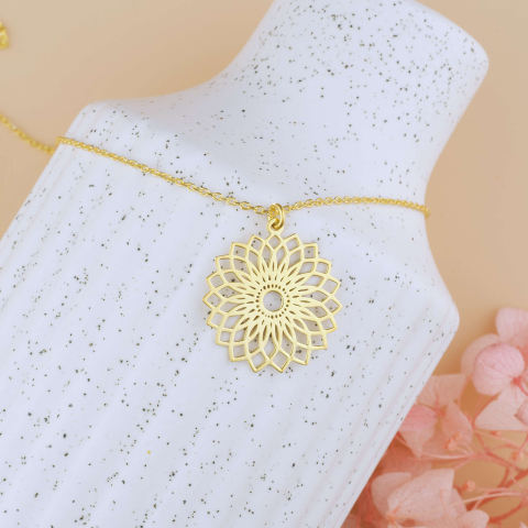 Lantisoare Argint 925 - Lantisor din Argint 925 placat cu Aur 18K si pandantiv Floare Mandala