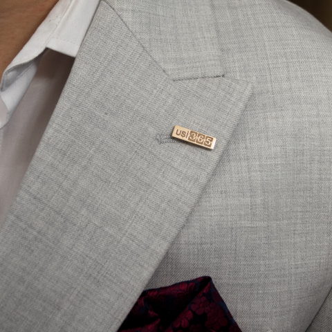 Pin personalizat cu sigla firmei / logo companiei - Argint 925 suflat cu Aur 14K [1]