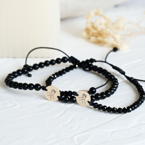 Seturi cuplu - Set cuplu bratara cu banut din aur 14k si cristale - Mesaj gravat personalizat