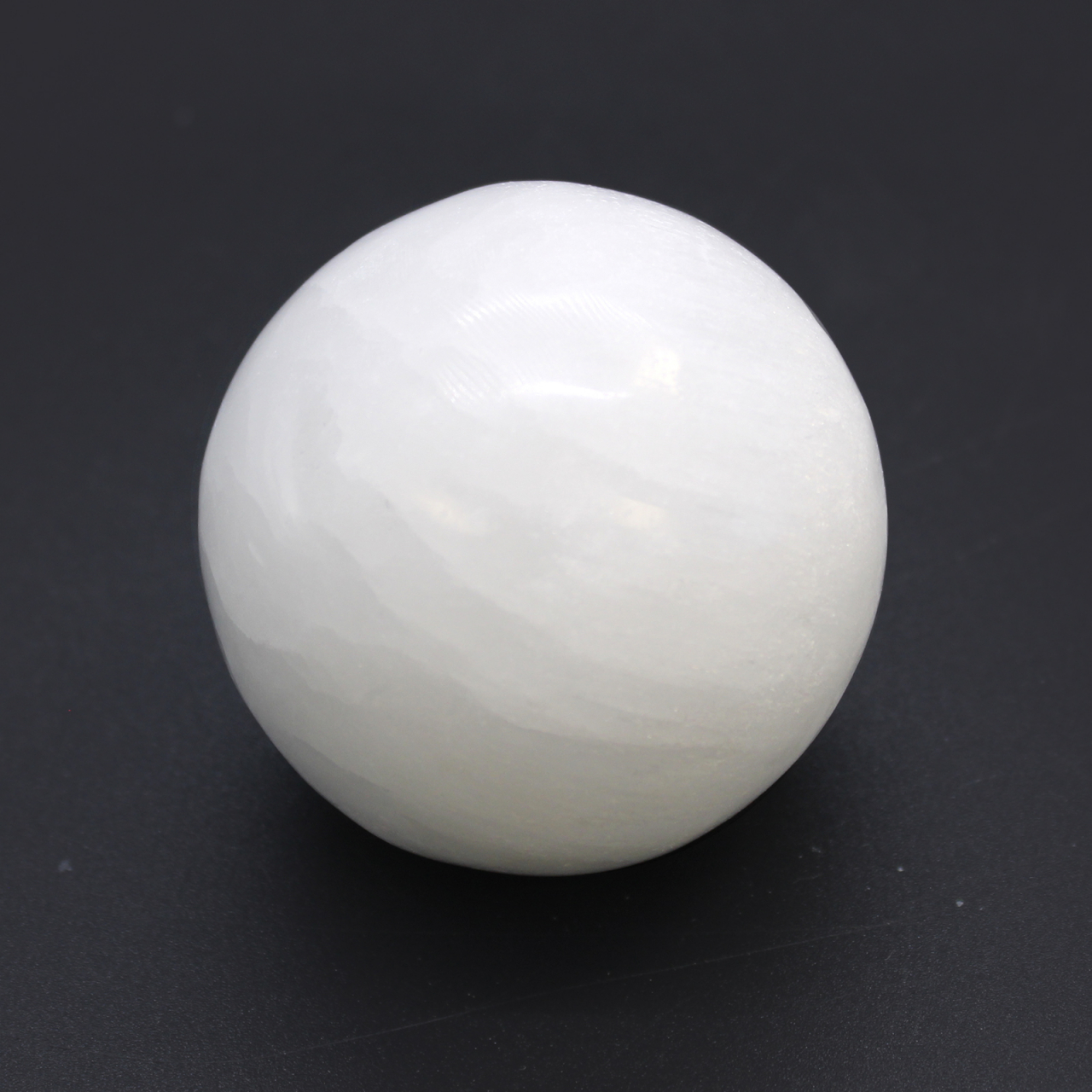 Glob din selenit - 5 - 6 cm [3]