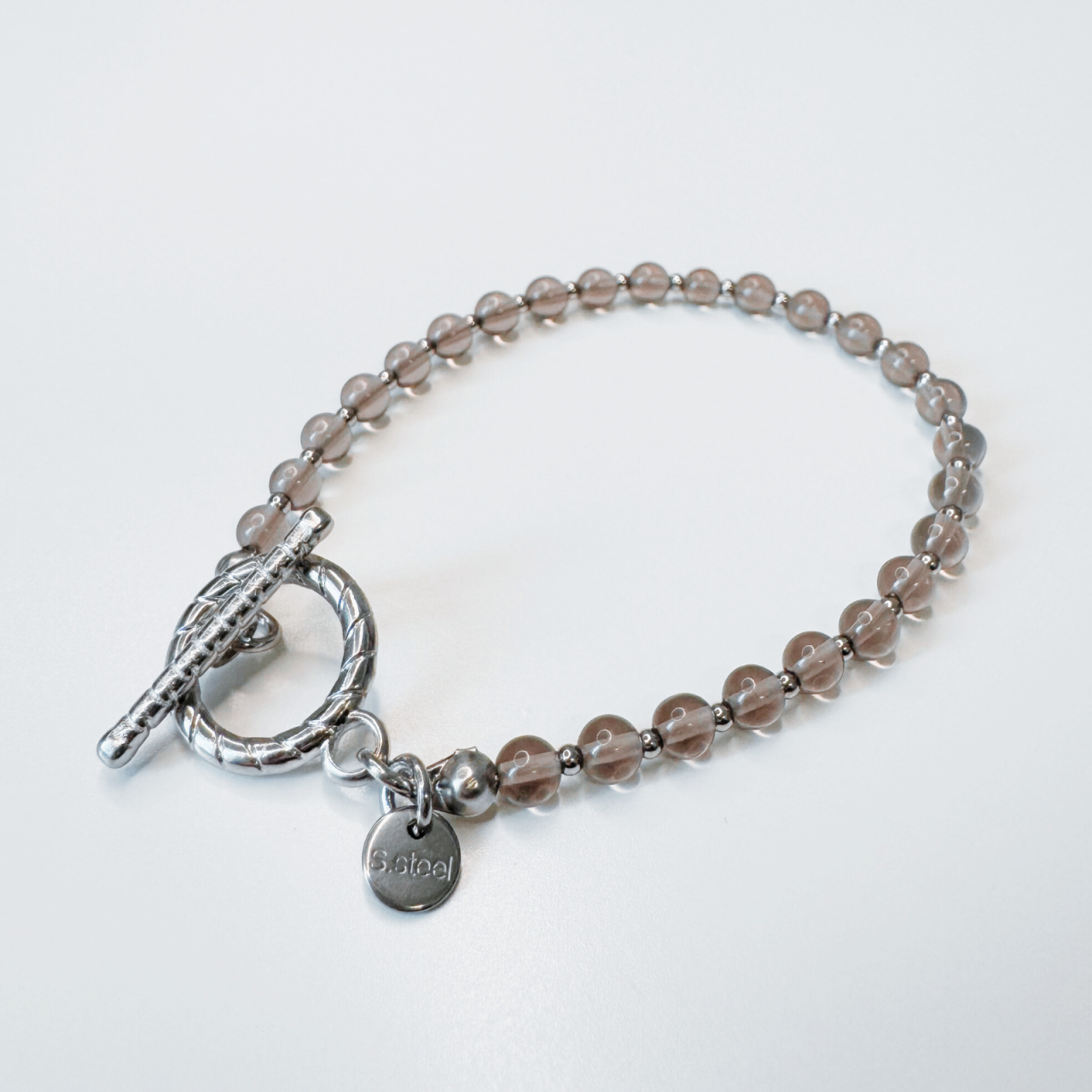 Bratara argintie din cuart fumuriu si otel inoxidabil cu inchizatoare toggle [3]