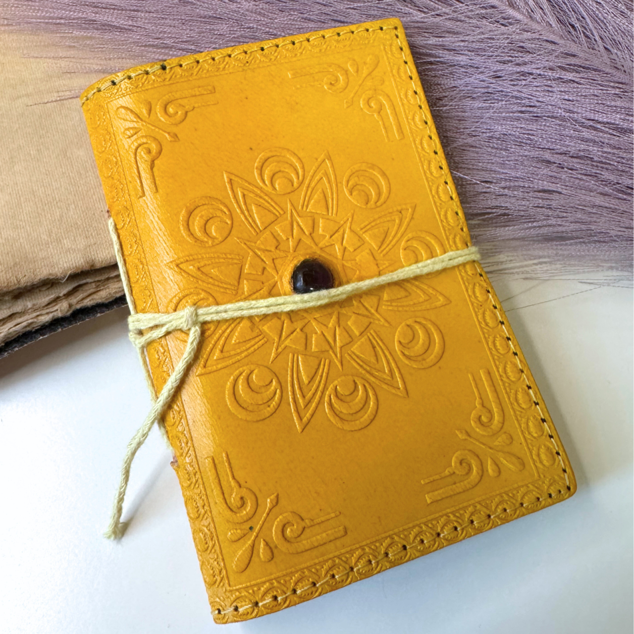 Agenda mica din piele naturala decorata cu piatra - Galben [2]