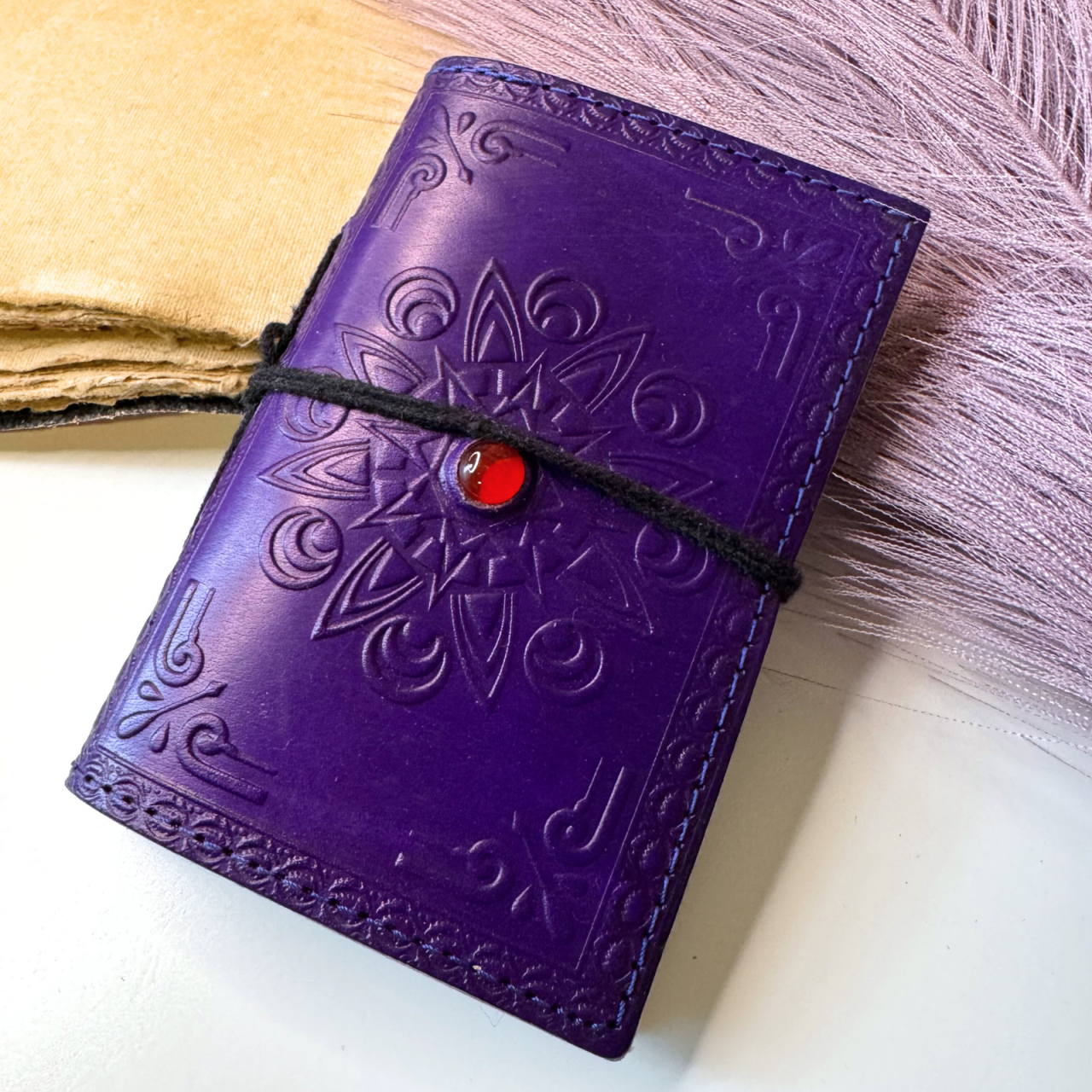 Agenda mica din piele naturala decorata cu piatra - Mov [3]