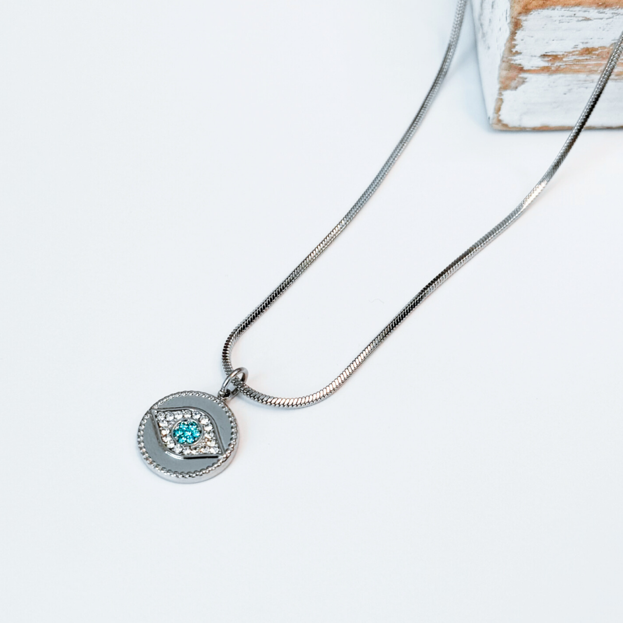 Colier Evil Eye din otel inoxidabil cu strasuri albe si bleu - Protectie energii negative [1]