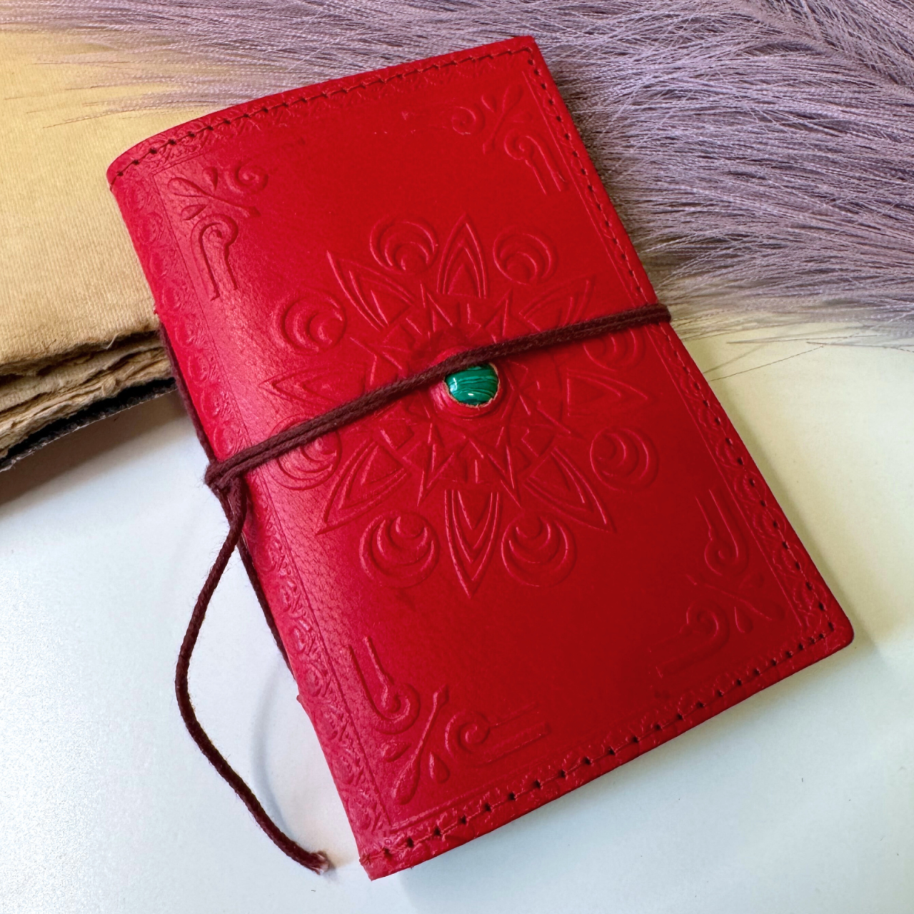 Agenda mica din piele naturala decorata cu piatra - Rosu [2]