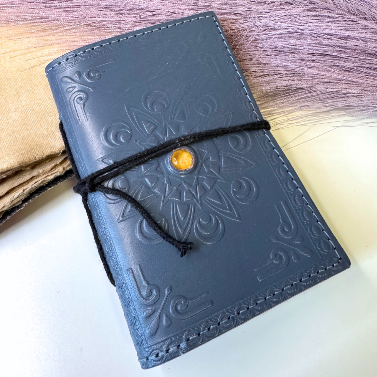 Agenda mica din piele naturala decorata cu piatra - Gri [3]