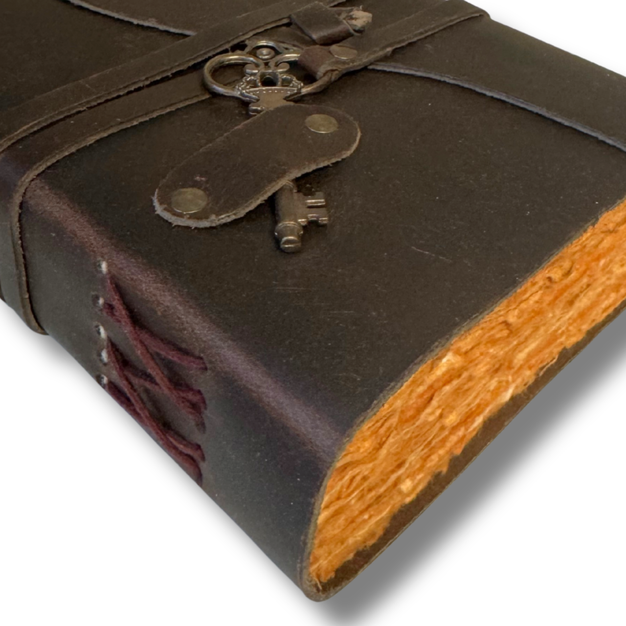 Agenda / Jurnal din piele naturala cu pagini tip pergament si inchidere metalica - Cheie [5]