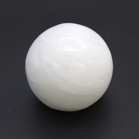 Glob din selenit - 5 - 6 cm [2]