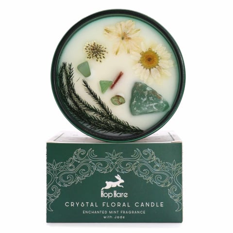 Aromaterapie si fumigatie - Lumanare din ceara de soia cu flori si cristale de jad verde - menta si salvie - The magician