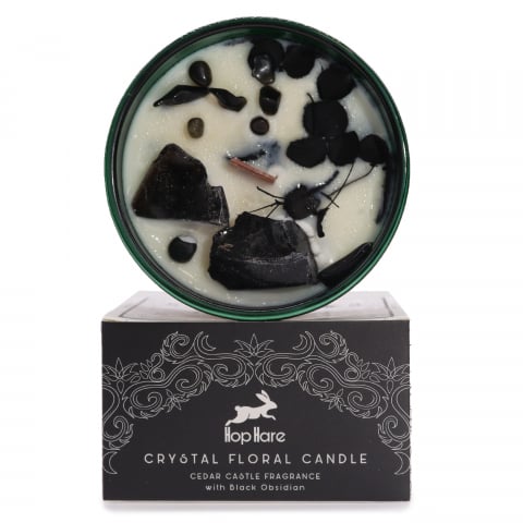 Aromaterapie si fumigatie - Lumanare parfumata din ceara de soia cu flori si cristale de obsidian negru - cedru - King of swords