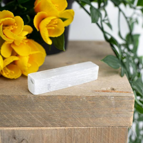 Pietre semipretioase si cristale naturale - Bagheta selenit brut - 7 - 10 cm - purificare si protectie