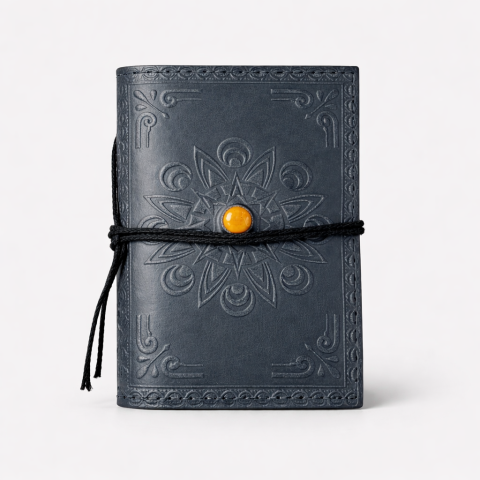 Produse noi - Agenda mica din piele naturala decorata cu piatra - Gri