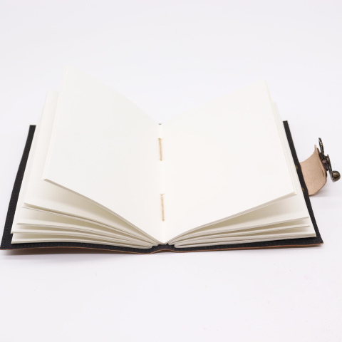 Agenda / Jurnal vintage din piele cu inchidere metalica - Calatorie [2]