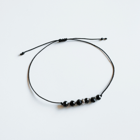 Bratari - Bratara minimalista din turmalina neagra