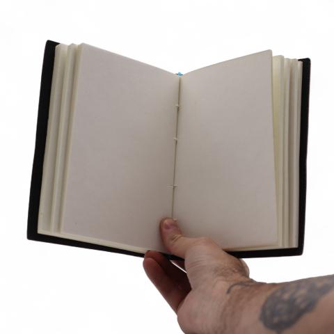 Agenda / Jurnal din piele naturala cu inchidere metalica imprimata cu mesaj - My chakras [1]