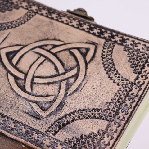 Agenda / Jurnal din piele - Nod triplu celtic [1]