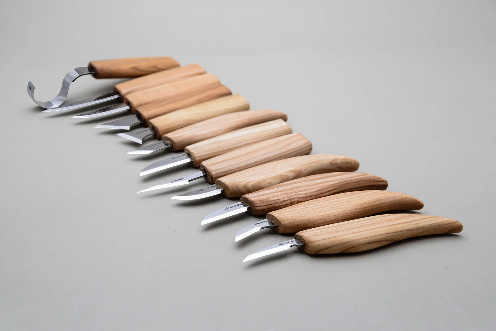 S10 – Set 12 Cutite pt Cioplit Lemn [3]