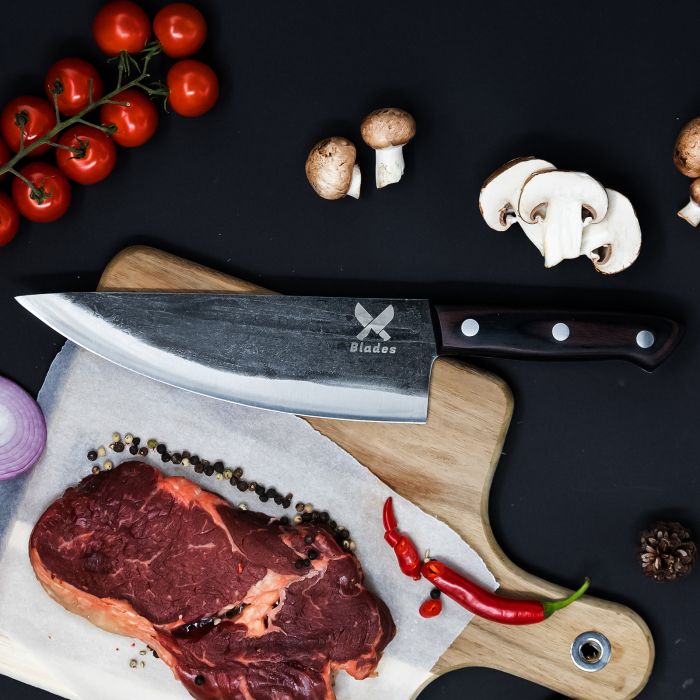 Nůž Razor II, Hammered Finish, ocel 3Cr13, dřevěná rukojeť Pakka, 33 cm, Blades® [3]