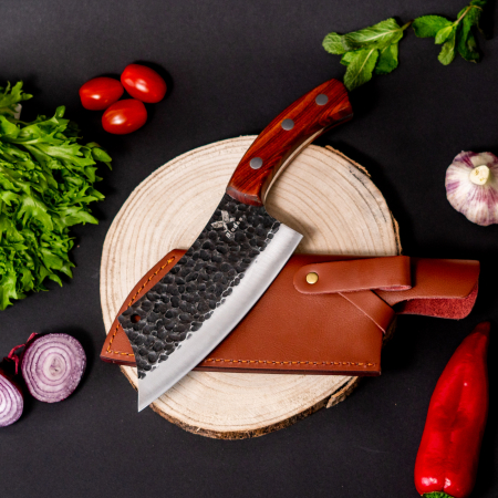 Angus Sekáček, Hammered Finish, ocel 4Cr13Mov, rukojeť z červeného santalového dřeva, 26 cm, Blades® [6]