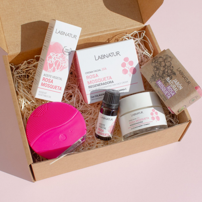Pachet Cosmetica Faciala Pink Beauty Macese [1]