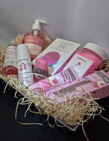Cos Cadou Pink – Răsfățul Delicat al Trandafirilor și Aromelor Dulci [1]