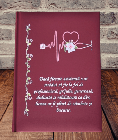 Idei de cadouri - Agenda personalizata-cadou pentru asistenta