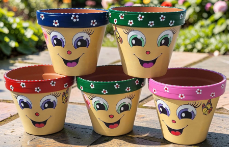 Noutati - Ghiveci cu ochisori- Lucrat manual-13.5x15 cm