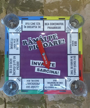 Decoratiuni din ceramica si sticla - Joc Invarte Si Bea - Ruleta Cu 4 Shoturi