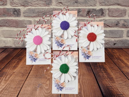 Noutati - Martisor parfumat- Model Floare- Lucrat Manual