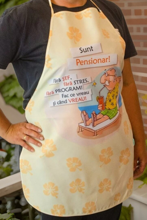 Cadouri pentru barbati - Sort de Bucatarie "Sunt Pensionar"