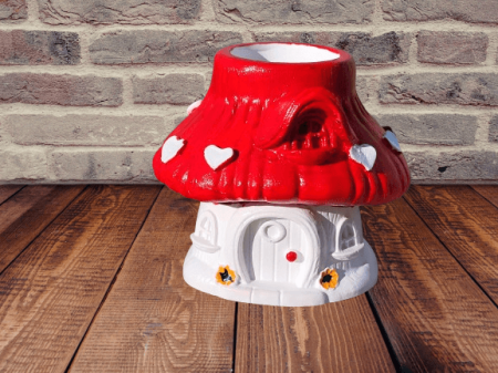 Noutati - Suport creioane/lumanare Casuta Ciupercuta