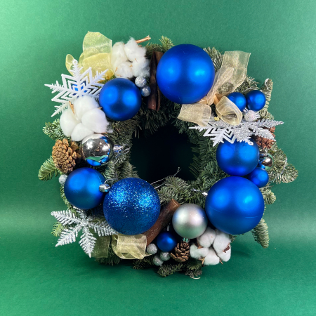 MAGIA CRACIUNULUI - Coronita albastra