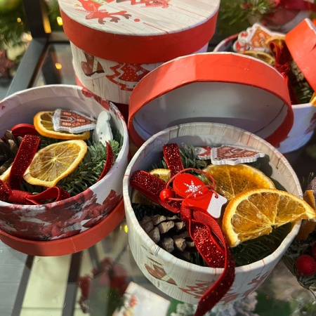 MAGIA CRACIUNULUI - Cutiuta de Craciun 10.5X5.5cm