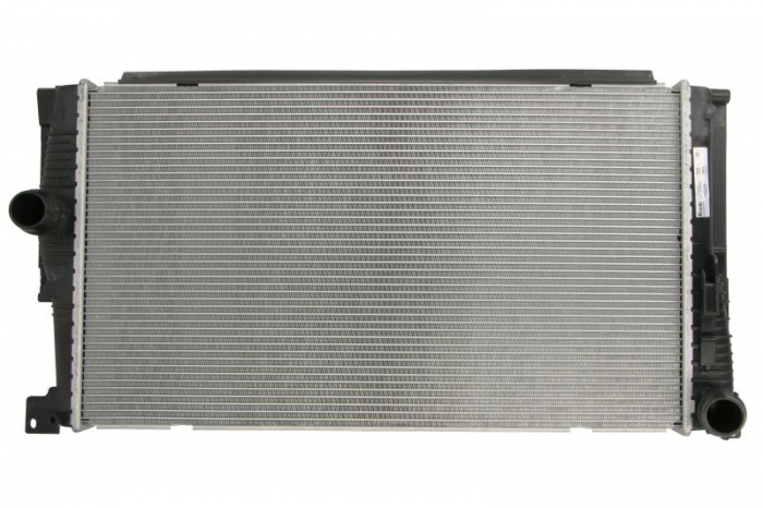 17118672013 RADIATOR BMW SERIA 5 F11 F10 [1]