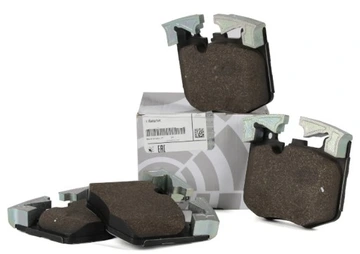 34116889570 SET PLACUTE FRANA FATA BMW [1]