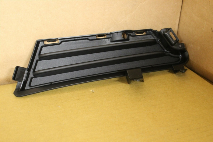 51117362700 GRILA DR BMW SERIA 6 F06 F12 F13 LCI [1]