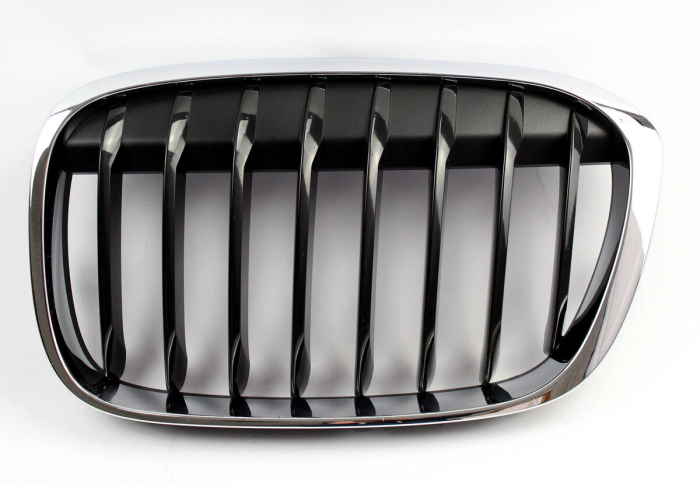 51117383363 GRILA STANGA BMW X1 F48 [1]