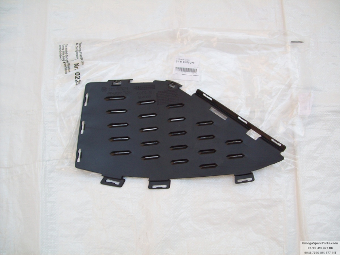 51118075279 GRILA STG BMW SERIA 8 [1]