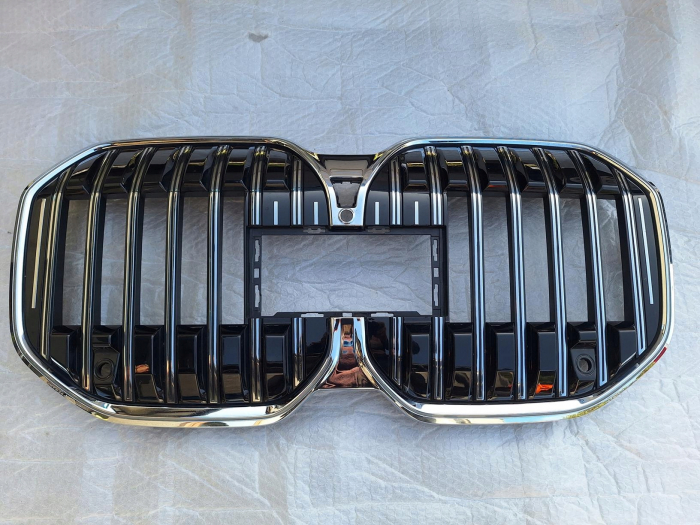 51135A013E0 GRILA BMW SERIA 7 G70 [1]