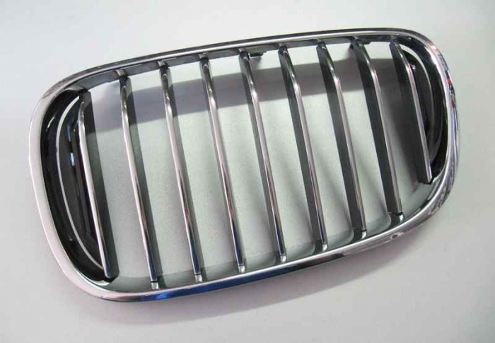 51137369904 GRILA DR BMW SERIA 7 G11 G12 [1]