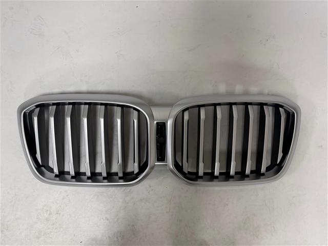 51137931236 GRILA BMW X3 G01 X4 G02 LCI [1]