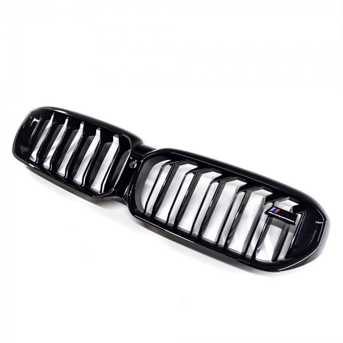 51138082107 GRILA BMW M5 [1]