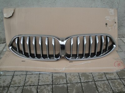 51138092664 GRILA BMW SERIA 8 [1]