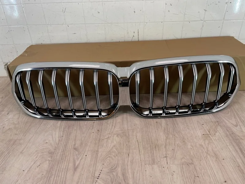 51139464238 GRILA BMW SERIA 6 G32 [1]