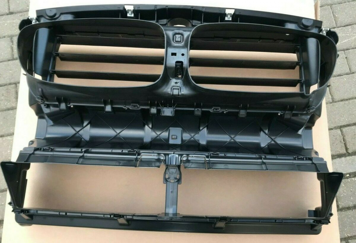 51647332893  DEFLECTOR RADIATOR BMW SERIA 5 F10 F11 [1]