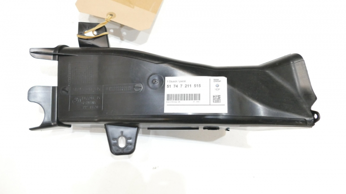 51747211516 CANAL AER DR BMW SERIA 6 F06 F12 F13 [1]