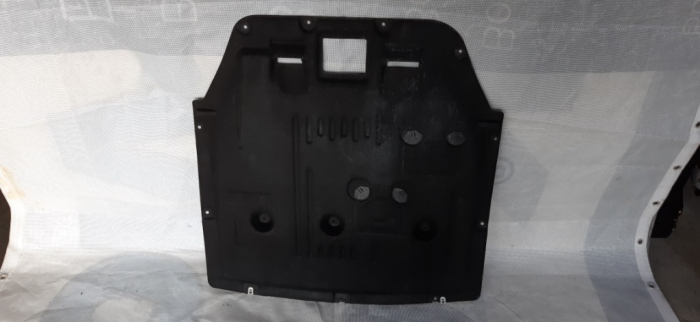 51757366682 SCUT MOTOR BMW SERIA 1 [1]