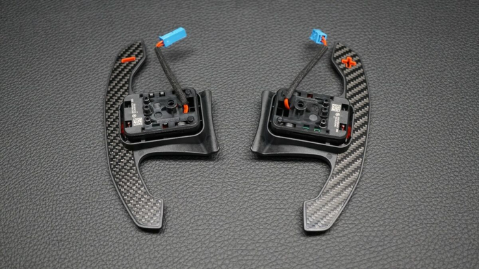 61319501592 PADELE VOLAN CARBON BMW [1]