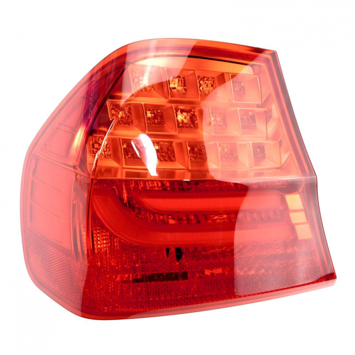 63217289426 LAMPA STOP DREAPTA PE ARIPA BMW SERIA 3 E90 LCI [1]