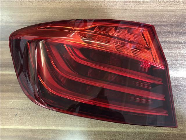 63217306162 LAMPA STOP DR PE ARIPA BMW SERIA 5 F10 [1]